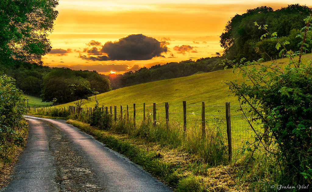 Golden Kent Countryside by grahamvphoto