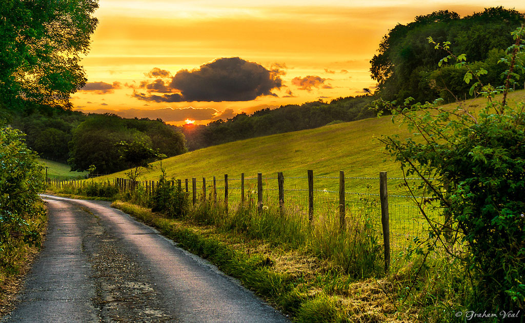 Golden Kent Countryside by grahamvphoto