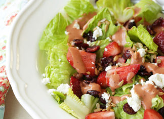 Strawberry salad recipe with goat cheese and cranberries