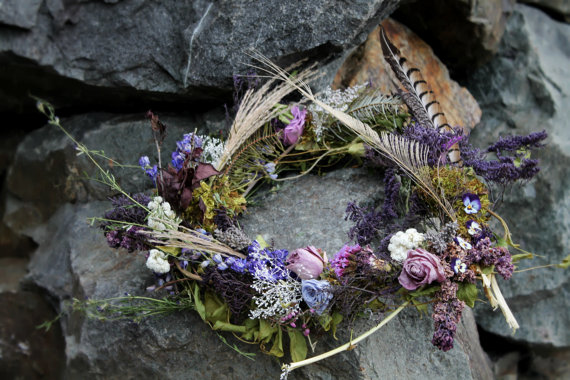 Custom dining room table centerpiece with lilacs by Westerwisp