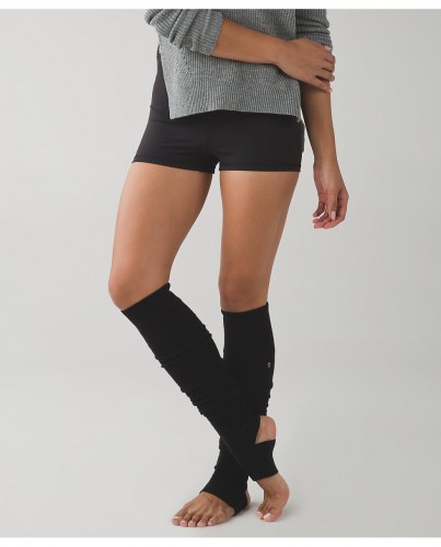 Yoga gifts: Evolution leg warmers