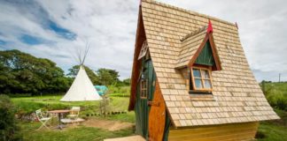 England Airbnb Jack Sparrow House