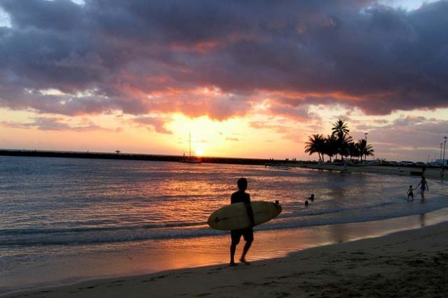Live longer by relaxing with activities like surfing Live longer by relaxing with activities like surfing