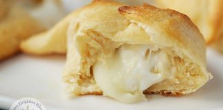 Crescent roll appetizers with two cheeses