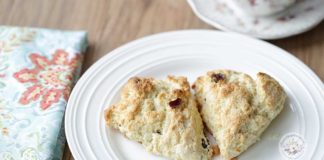 Cranberry scones with oranges-1024x538