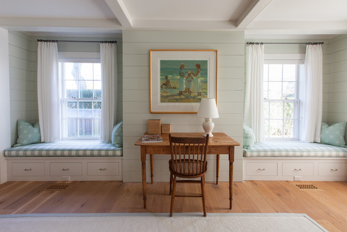 Nantucket Style Bedroom by Boston Home Builders Jonathan Raith Inc.
